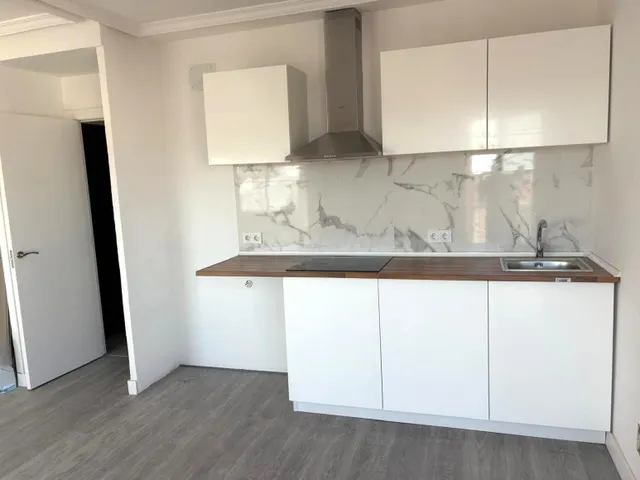 Inmueble con 3 estudios independientes en Santa Pola — 2