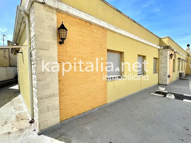 Casa + Local a la venta en Bocairent. — 19