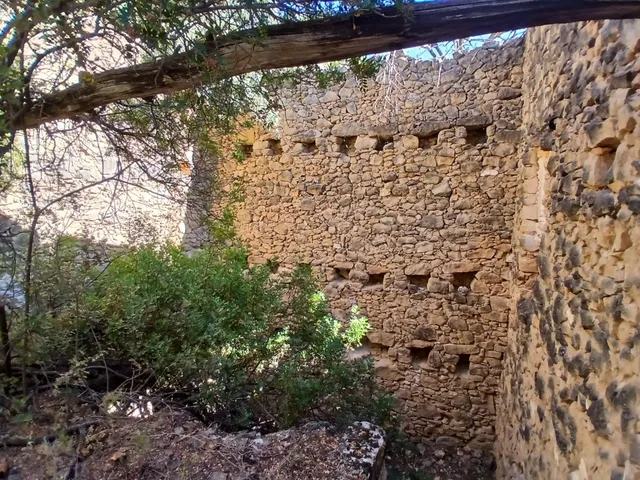 Finca rústica con maset en Arnes - foto 4