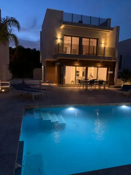 Villa 3 habitaciones 125m² en venta - Pueblo — 14