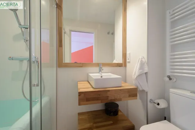 ✨ EXCLUSIVA VIVIENDA REFORMADA EN PLAZA MARIANA PINEDA — 25