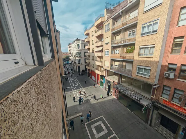 VENTA DE PISO EN ZAMORA ZONA CENTRO/PEATONAL/SANTA CLARA, 4 DORMITORIOS, 2 BAÑOS, 2 GALERÍAS... — 2