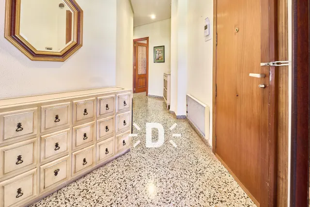 SE ALQUILA VIVIENDA EN VALENCIA — 2