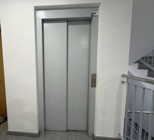 Piso 3 habitaciones en venta - Avenida libertad — 19