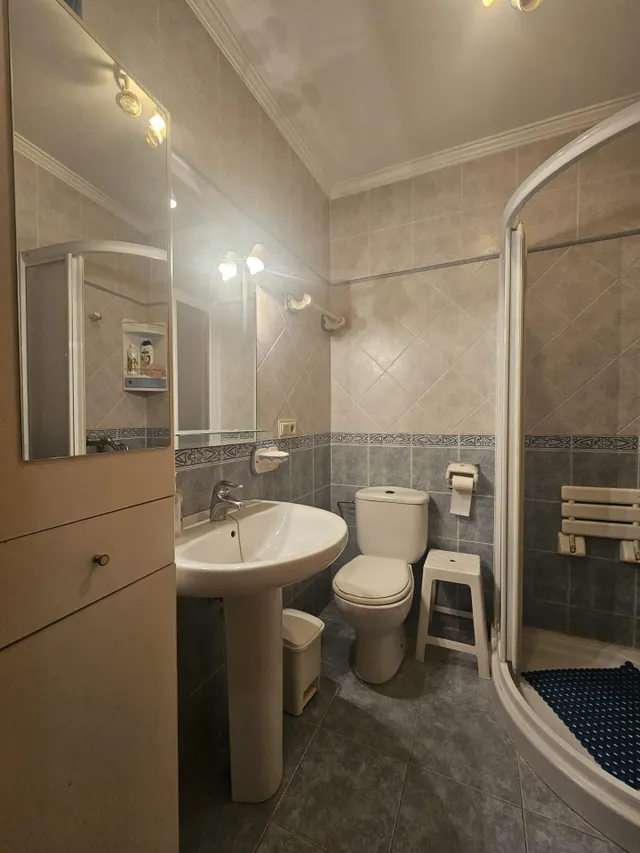 VIVIENDA EN LA CARRETERA PRINCIPAL DE ALCOLEA — 32