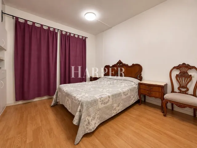 Luminoso piso con espacios exteriores privados en Eixample, Barcelona — 18