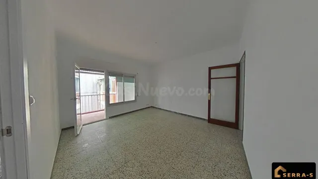 ¡IDEAL INVERSORES! Piso con alta rentabilidad garantizada en - foto 4