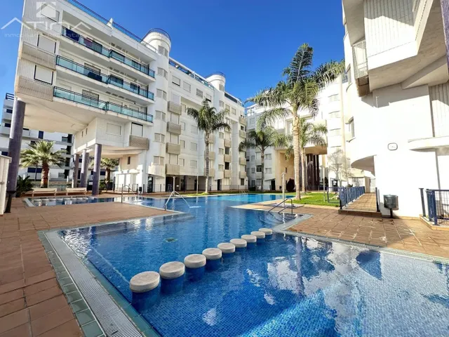 Exclusivo ático dúplex situado en la de playa de Daimús, a t