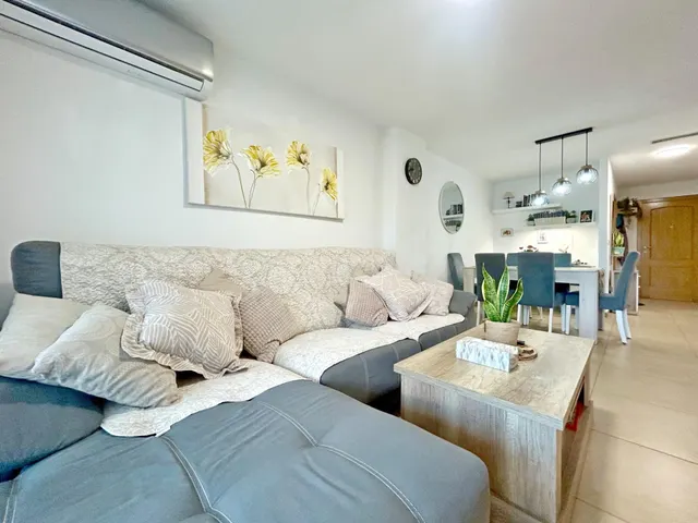 Acogedor apartamento en planta baja con piscina cerca de la  - foto 5