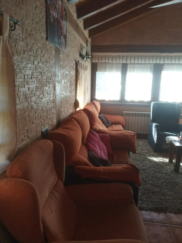 Céntrico !! Se Vende Chalet en Valle de Mena — 6