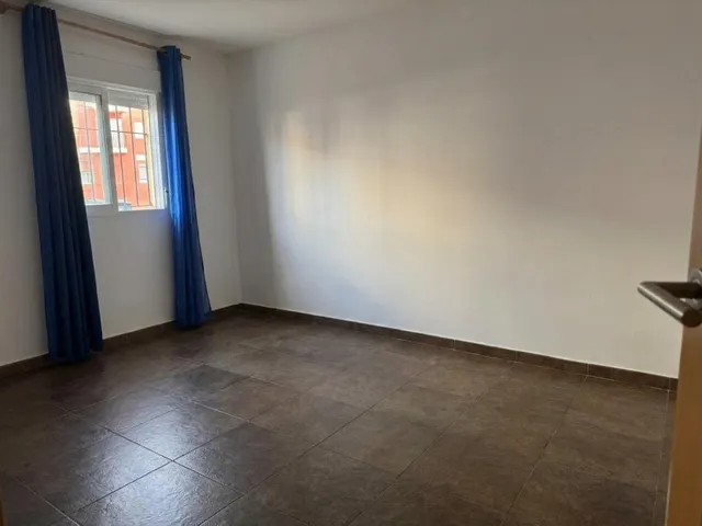 Oportunidad de inversión en Castellón – vivienda y local — 6