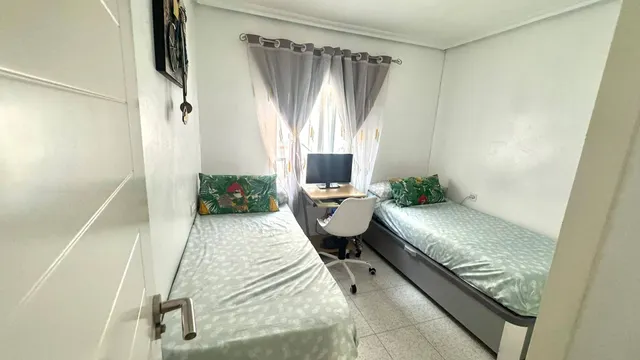 Amplio Piso en Alicante - Ideal para Familias — 29