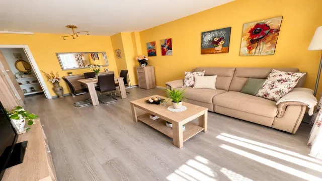 Impresionante Apartamento Reformado en Cunit con Vistas al Mar — 9