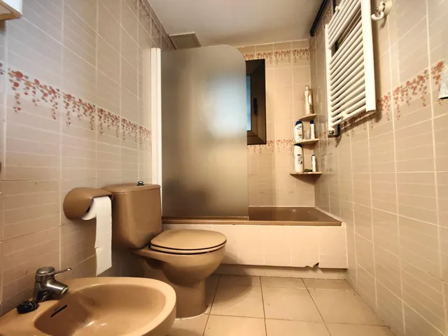 Casa adosada en Calafell de 3 habitaciones y gran jardín cerca del tren — 31