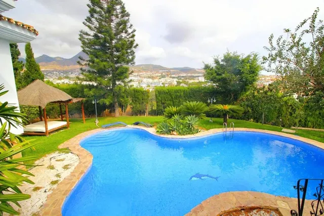 Villa Exclusiva con Vistas Panorámicas en Benalmádena — 19