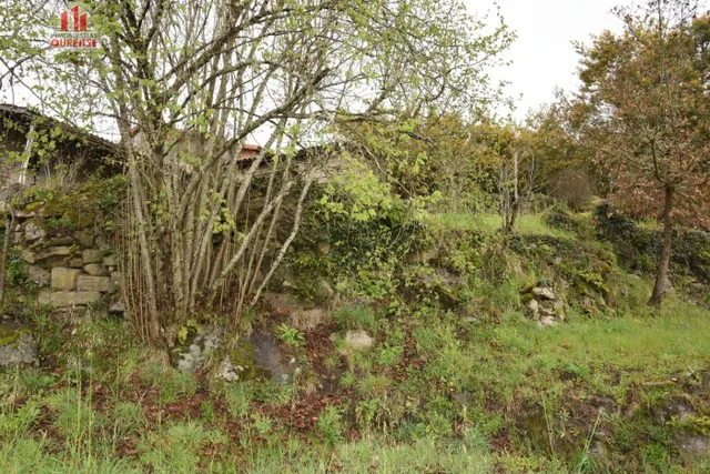 CASA PARA REAHABILITAR EN LA ZONA DE REQUEIXO DE CANDEDO — 24