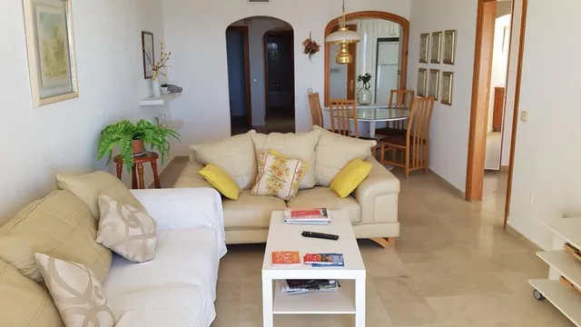 Primera linea de playa, vistas frontales al mar — 15