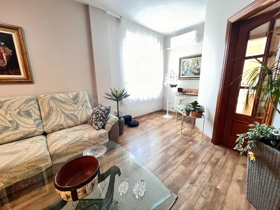Piso reformado en venta situado en el Passeig dels Guíxols