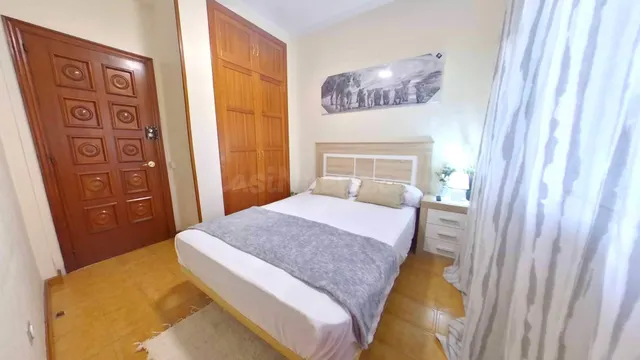 Habitación en piso compartido en el centro de Alicante - foto 5