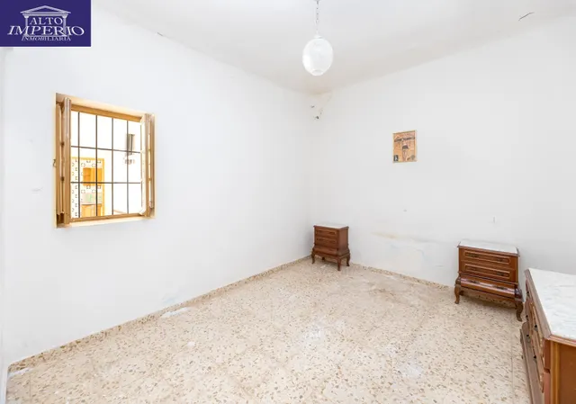 ¡CASA EN UNA SOLA PLANTA, CREA TU VIVIENDA IDEAL EN ALBOLOTE! Casa en una sola planta con patio, garaje y un gran potencial. — 17