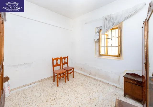 ¡CASA EN UNA SOLA PLANTA, CREA TU VIVIENDA IDEAL EN ALBOLOTE! Casa en una sola planta con patio, garaje y un gran potencial. — 19