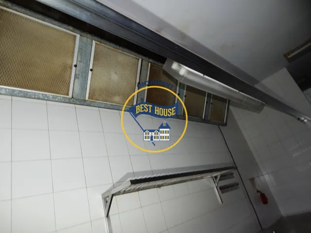 OPORTUNIDAD RESTAURANTE EN VENTA CON CASA EN BOCAIRENT — 19