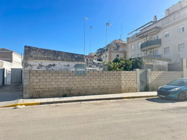 CONTRUYE LA CASA DE TUS SUEÑOS JUNTO A LA PLAYA DE LAS PILET