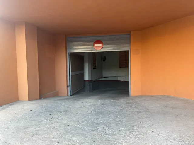 PARKING EN VILA-REAL ZONA PISCINAS — 13