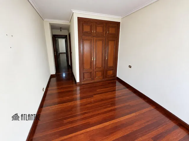 Piso 4 habitaciones 133m² en venta - Hispanidade — 31