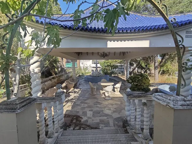 CAMPO EN LES PEDRERES CON PISCINA Y NAVE - foto 4