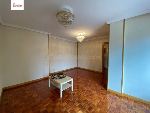 En Burgos C/ Alfareros. Se alquila precioso piso de cuatro h - foto 4