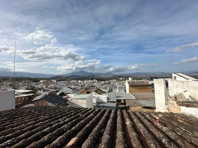 Coín - Casa de Pueblo Reformada 2 Dormitorios, Parking, Terraza — 11