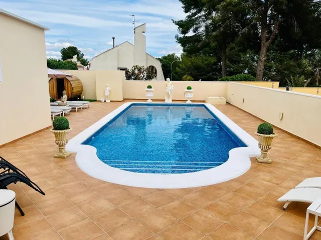 Villa 4 habitaciones 302m² en venta - Pueblo 9 — 45