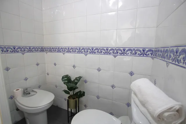 Vivienda en Benalmádena Costa a 50 metros de la playa, con vistas al mar — 26