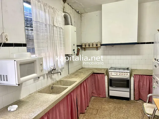 Casa a la venta en Ráfol de Salem. — 3