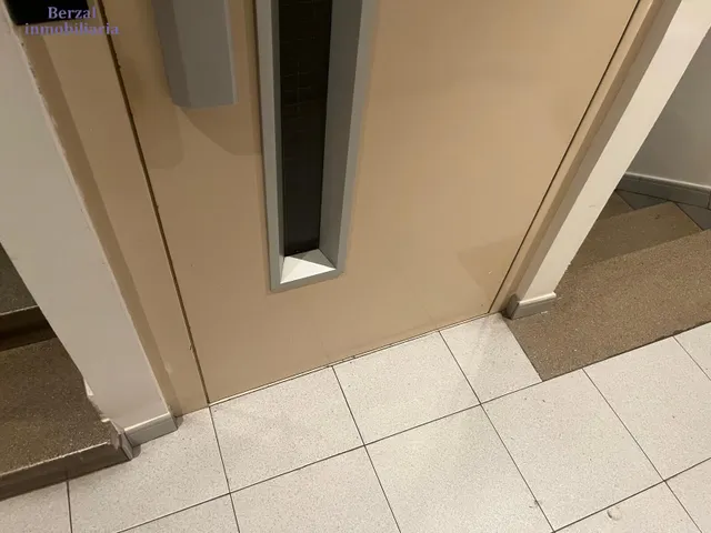 Piso de tres habitaciones en pleno centro peatonal — 28