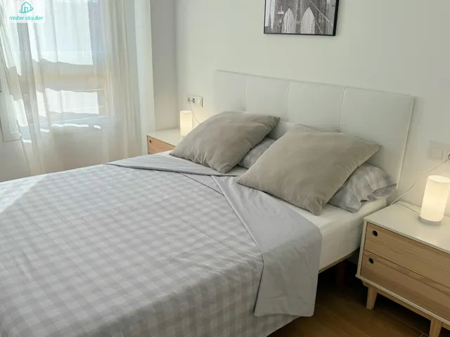CONFORT Y TRANQUILIDAD JUNTO AL MAR EN EL CAMPELLO: APARTAMENTO PERFECTO PARA ESTANCIAS PROLONGADAS — 36