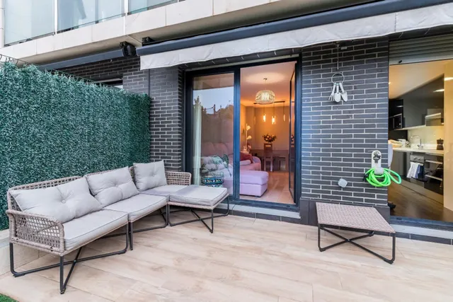 Bajo exterior con dos terrazas, garaje y trastero en urbanización con piscina y pista de tenis – San Román, Santander — 6