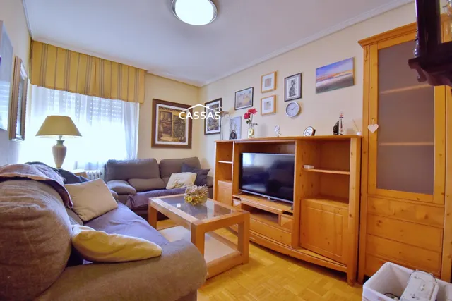 PARQUE CATALUÑA - 4 habitaciones y 2 baños. Terraza y 2 plazas de garaje OPCIONALES. — 19