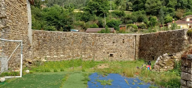 Terreno urbano en Luena - foto 2