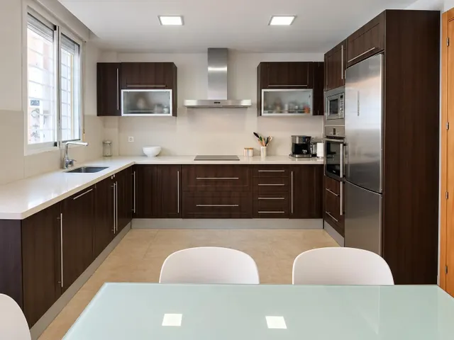 Ref- 08700 Salico presenta Adosado de 4 dormitorios con 80 m2 de terrazas y garaje en  Almazora centro — 12