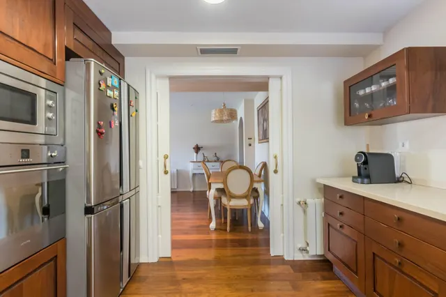 Amplia y Elegante Vivienda con Excelentes Acabados — 9