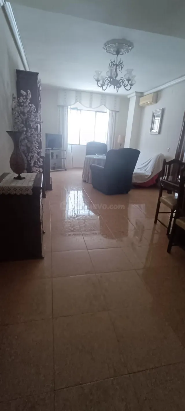 PISO CÉNTRICO EN PLANTA BAJA - foto 2