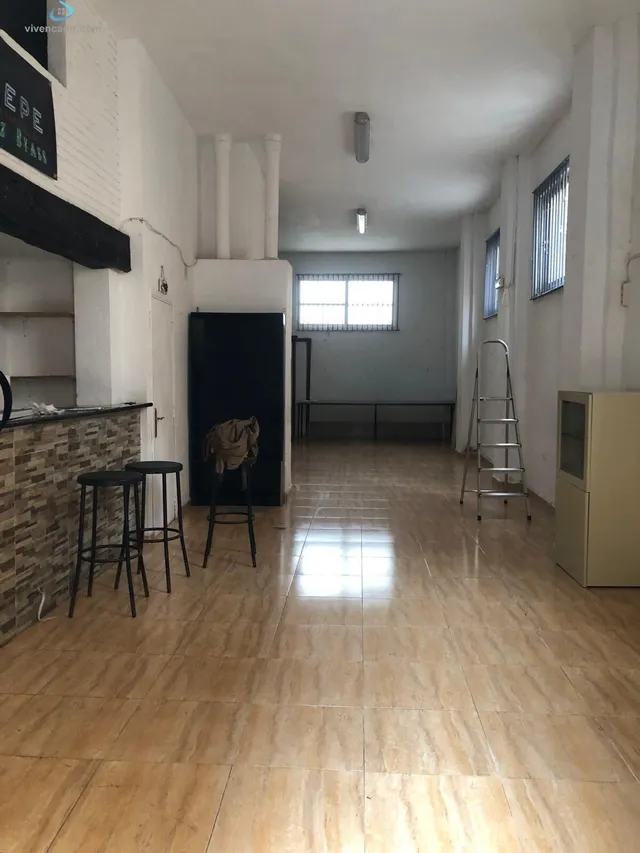 Local en venta con posibilidad de convertir a vivienda. — 21