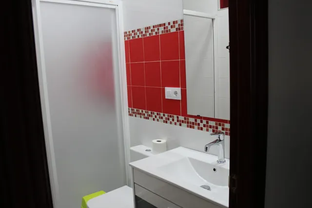 Centro Alfalfa, junto Plaza. Excelente y coqueto piso reformado y amueblado se alquila. 3 habitaciones 2 baños. — 7