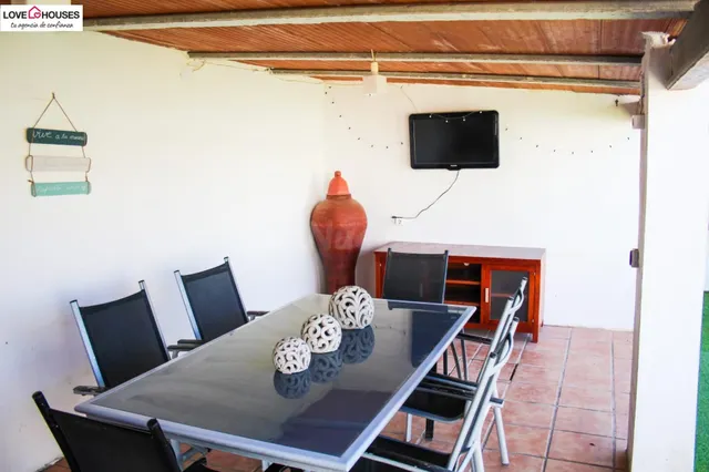 OPORTUNIDAD CHALET CON PISCINA – ZONA PAGO DEL HUMO - foto 4