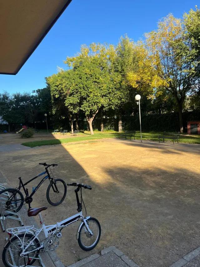 Vivienda con terraza y 4 dormitorios en Santa Clara, urbanización privada con zonas verdes. — 22