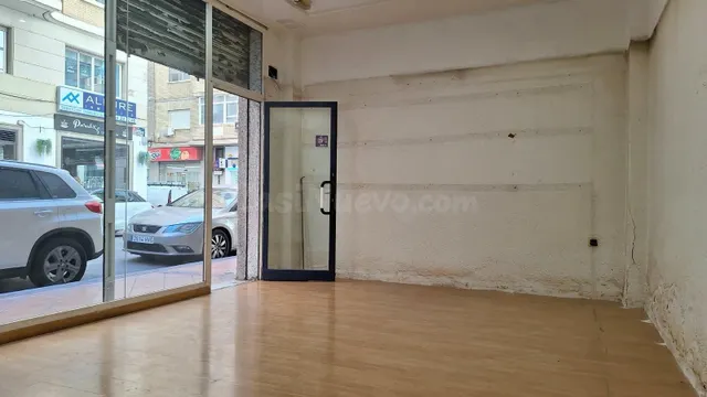 LOCAL COMERCIAL EN PLENO CENTRO DE MURCIA EN UBICACIÓN PREMI - foto 4