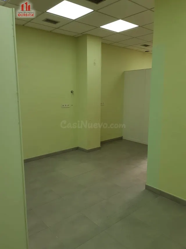 SE VENDE LOCAL EN LA ZONA DE MARIÑAMANSA - foto 3