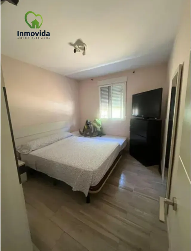 ¡Encantador Chalet con Piscina y Vistas en Cuevas Bajas!  NO HIPOTECABLE — 13